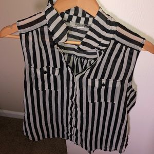 Forever 21 sleeveless Top